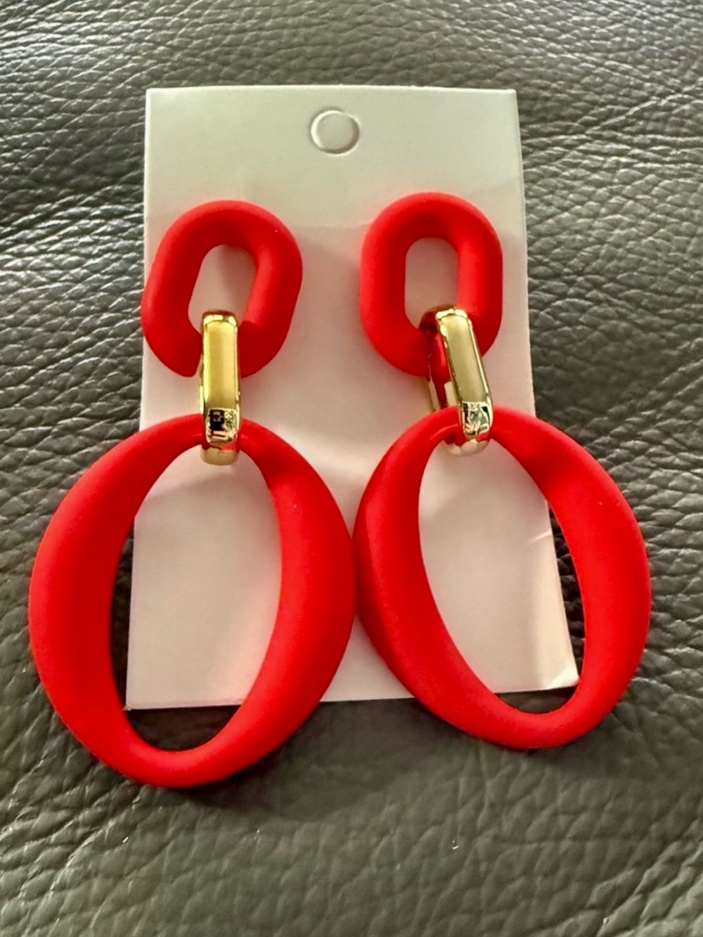 ❤️Red Double Link Hoop Drop Earrings with Gold Accent//NEW!!!